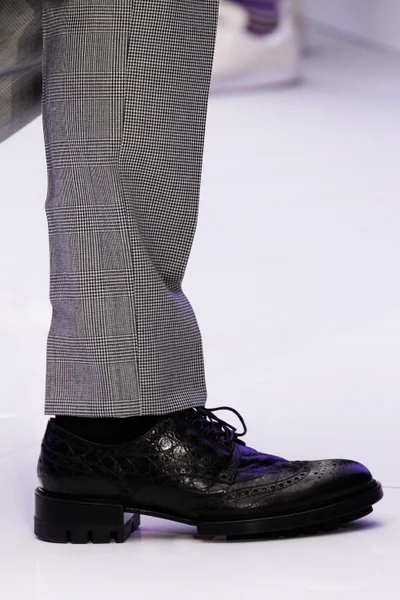 Look 2